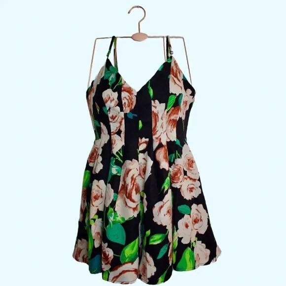 Floral print romper  - Picture 1 of 13